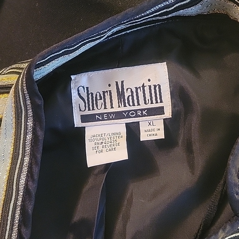 Sheri Martin - Picture 5 of 7